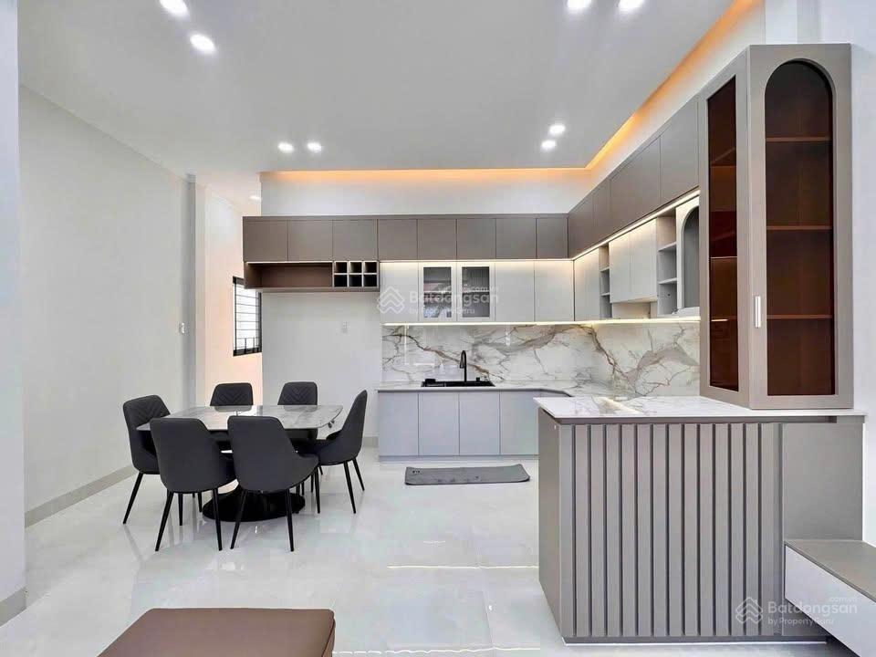 Chủ ngộp bán gấp căn cấp 4 diện tích rộng gần đường lớn gặp chủ còn giảm sâu