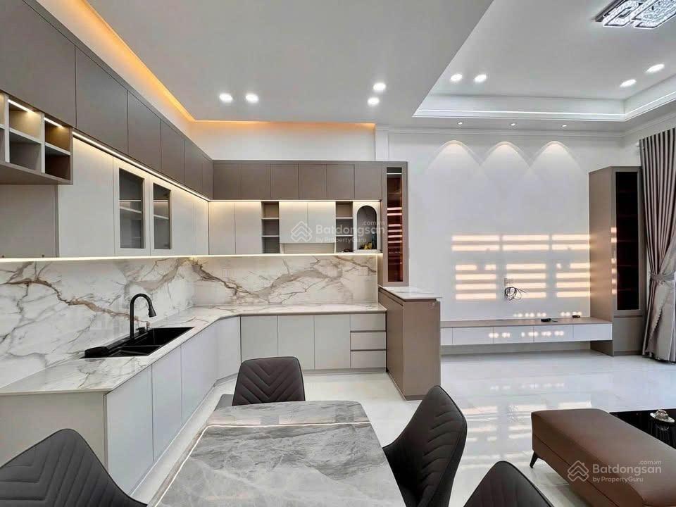 Chủ ngộp bán gấp căn cấp 4 diện tích rộng gần đường lớn gặp chủ còn giảm sâu