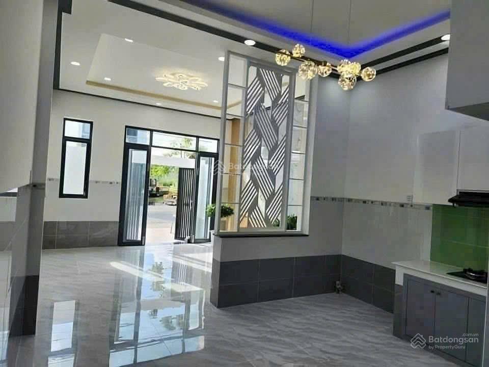 Nhà cấp 4 cần bán gấp sổ riêng có ngân hàng hỗ trợ diện tích 5 x 18m