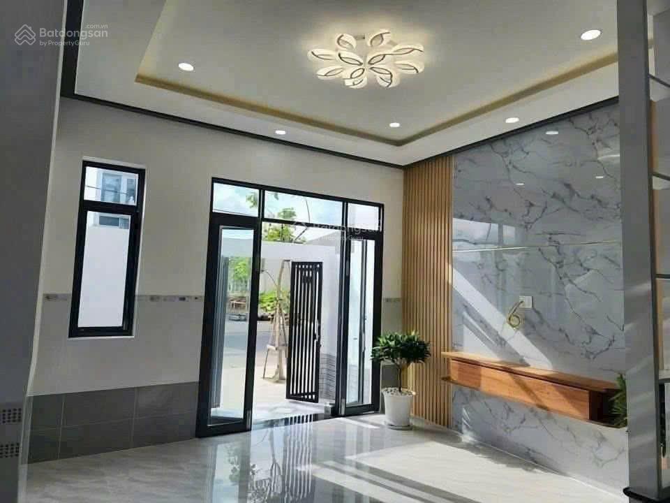Nhà cấp 4 cần bán gấp sổ riêng có ngân hàng hỗ trợ diện tích 5 x 18m