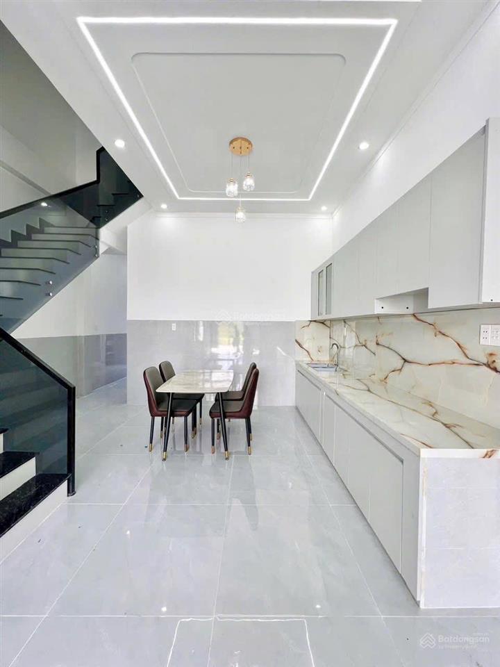 Chủ ngộp cần bán gấp căn nhà xây tâm huyết gần trung tâm  hương lộ 7 tân triều