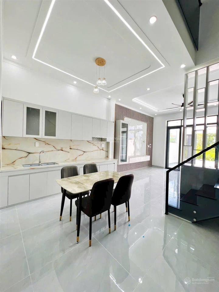 Chủ ngộp cần bán gấp căn nhà xây tâm huyết gần trung tâm  hương lộ 7 tân triều