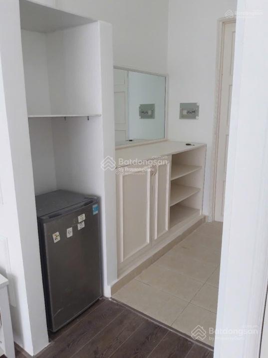 Rất hiếm ! cần bán chcc mặt tiền 60 nguyễn trãi quận 1. giá 4,3 tỷ. sở hữu lâu dài, thang máy.