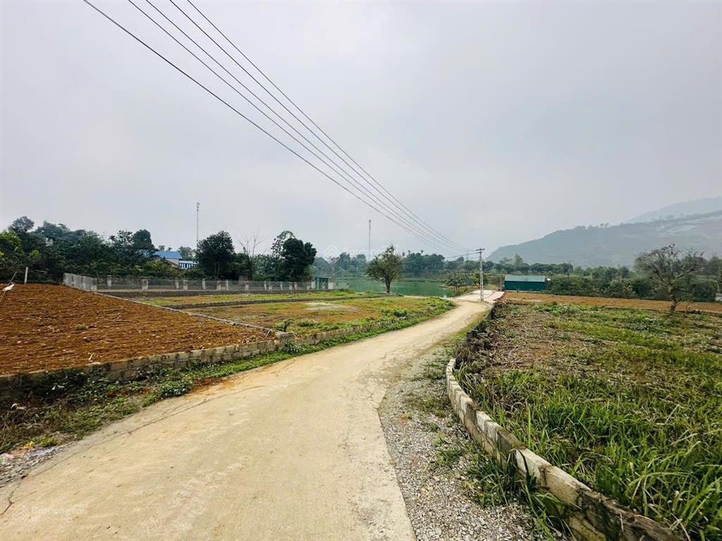 Chỉ hơn 2 tỷ ac đã sở hữu lô đất viu hồ cực chill  đất ngay khu nghỉ dưỡng