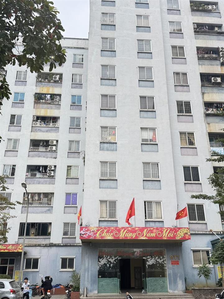 Vợ chồng cô em đang cần bán nhanh căn chung cư  tặng full nội thất phòng còn rất đẹp