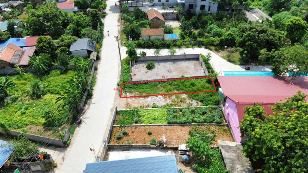 Đất trục chính liên huyện, đường rộng 10m, kinh doanh được giá hơn 2 tỷ xíu