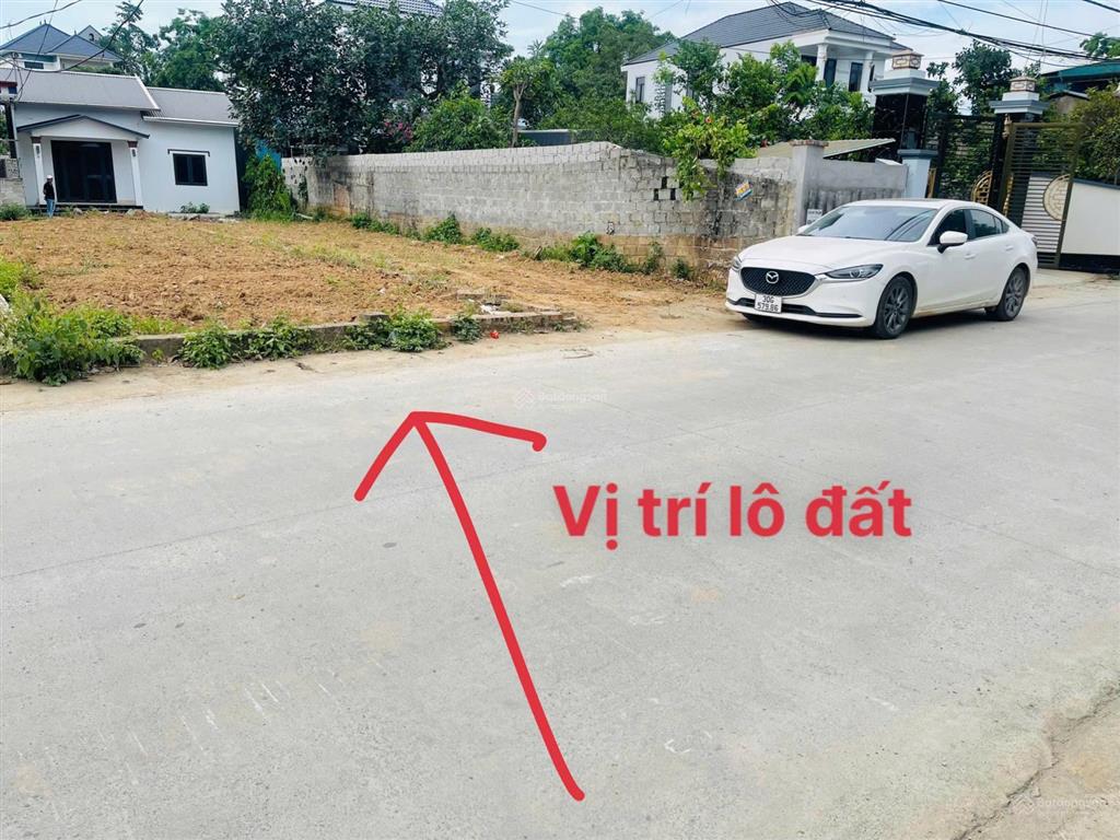 Đất trục chính liên huyện  buôn bán kinh doanh được luôn dân cư đông gần mọi tiện ích