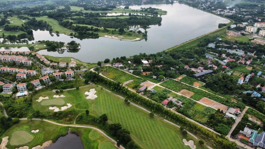 Nhỉnh 5 tỷ đất đấu giá khu sân golf sky lake đường thông hướng đẹp