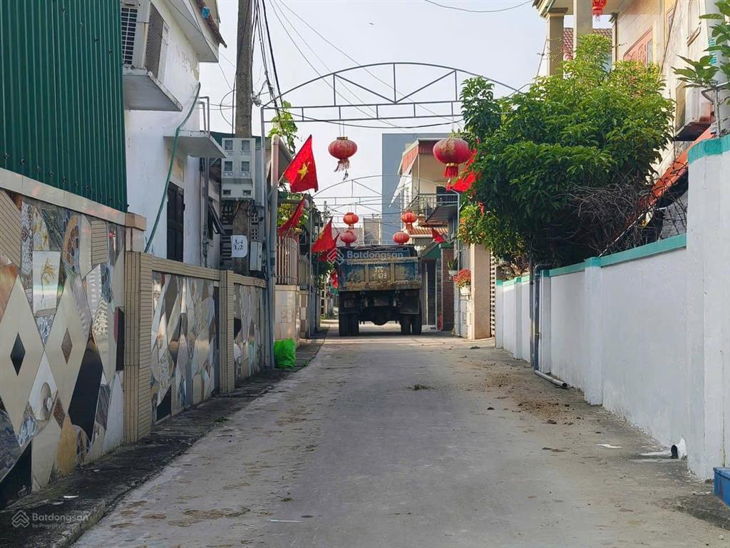 Vuông vức 100m2 mặt tiền hơn 8m