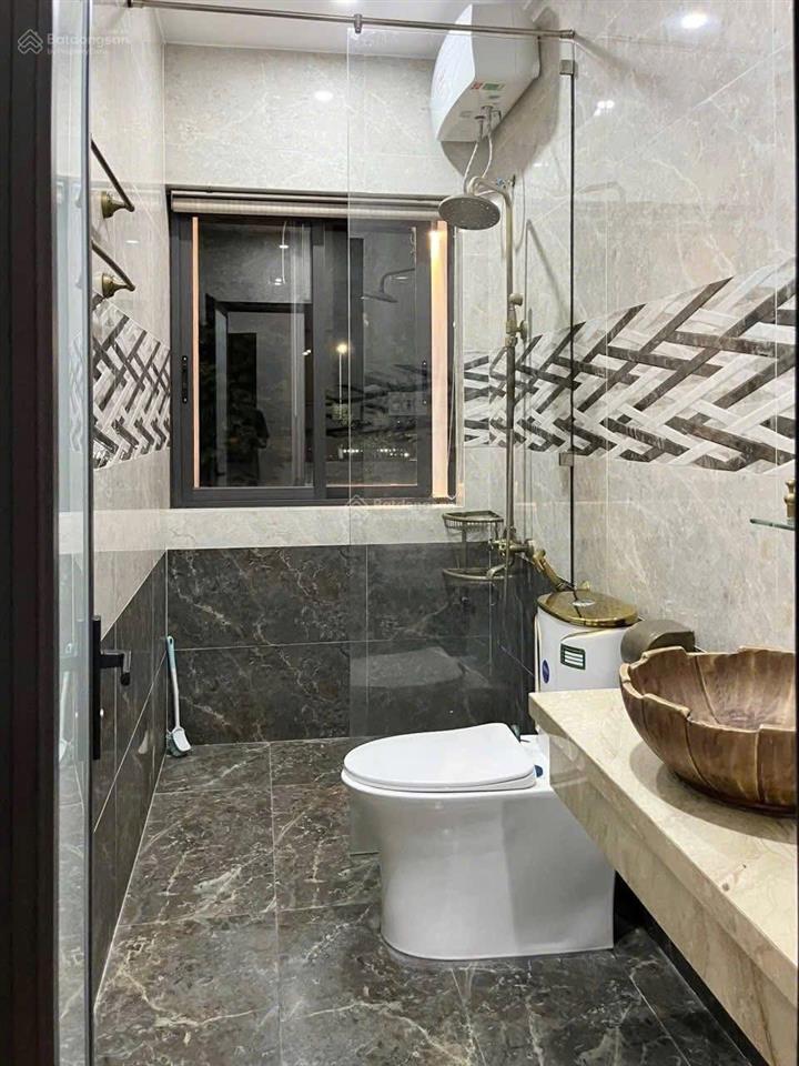 Cho thuê nhà hẻm lê văn sỹ phường 1 tân bình