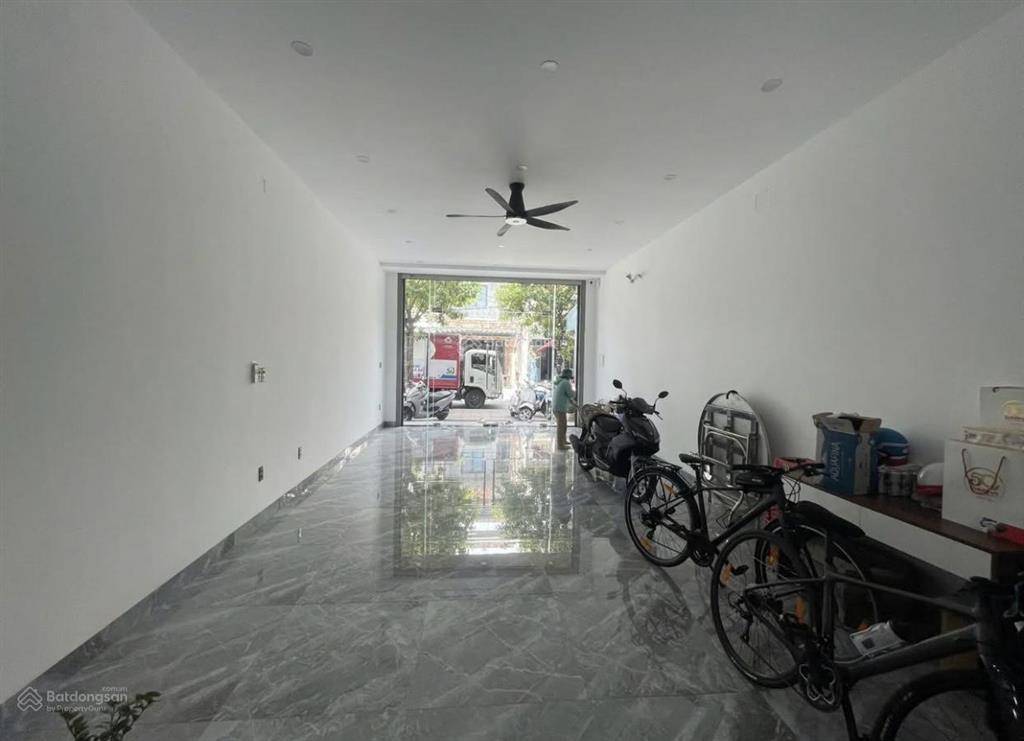 Cho thuê nhà hẻm lê văn sỹ phường 1 tân bình