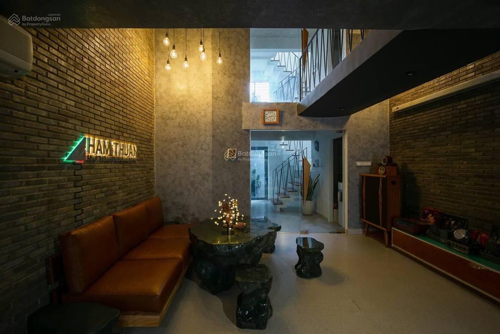 Cho thuê villa phong cách hiện đại, tây thạnh, q. tân phú, có thang máy