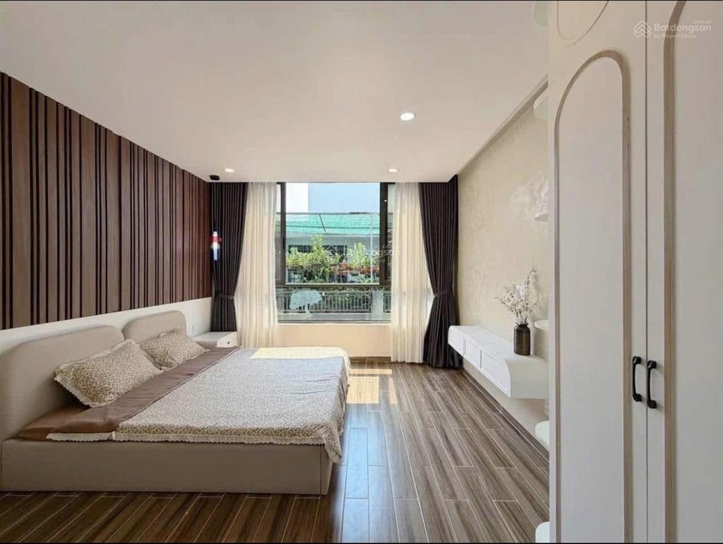 Nhà thật giá thật cho thuê hẻm vip 127 hoàng hoa thám , p. tân bình