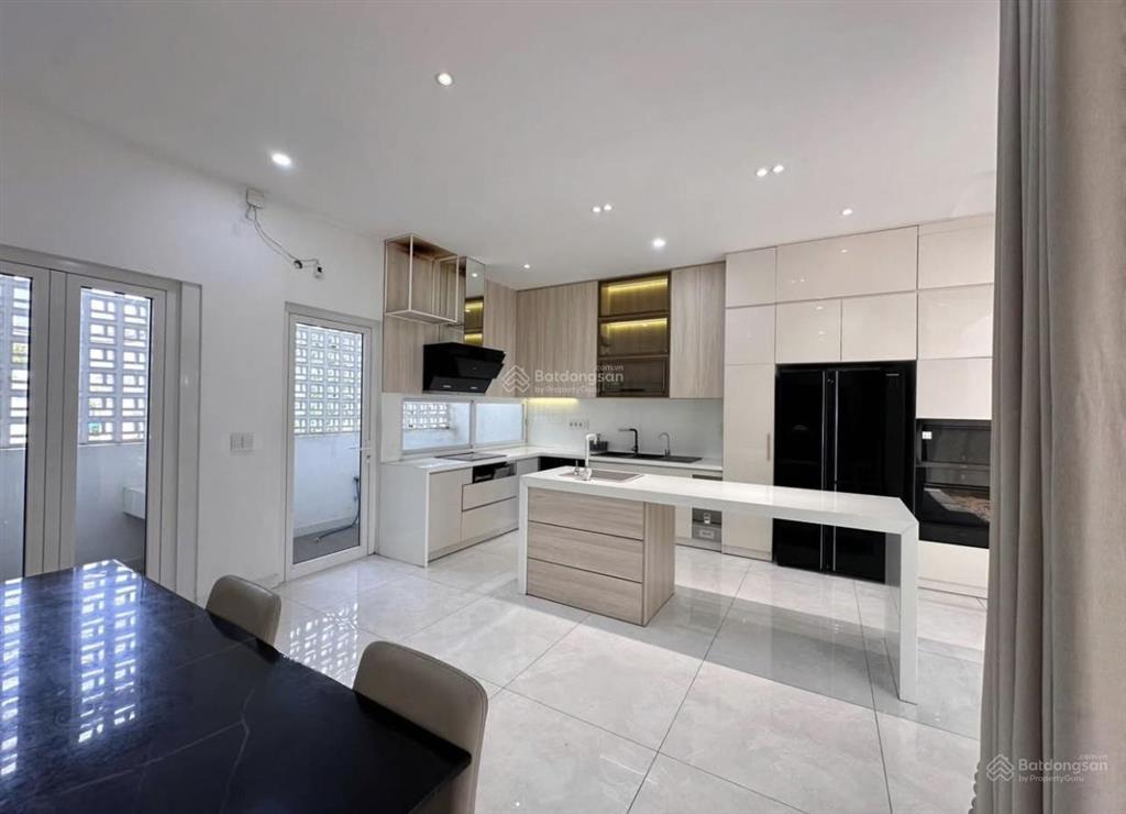 Nhà thật giá thật khu villa nguyễn minh hoàng  tân bình