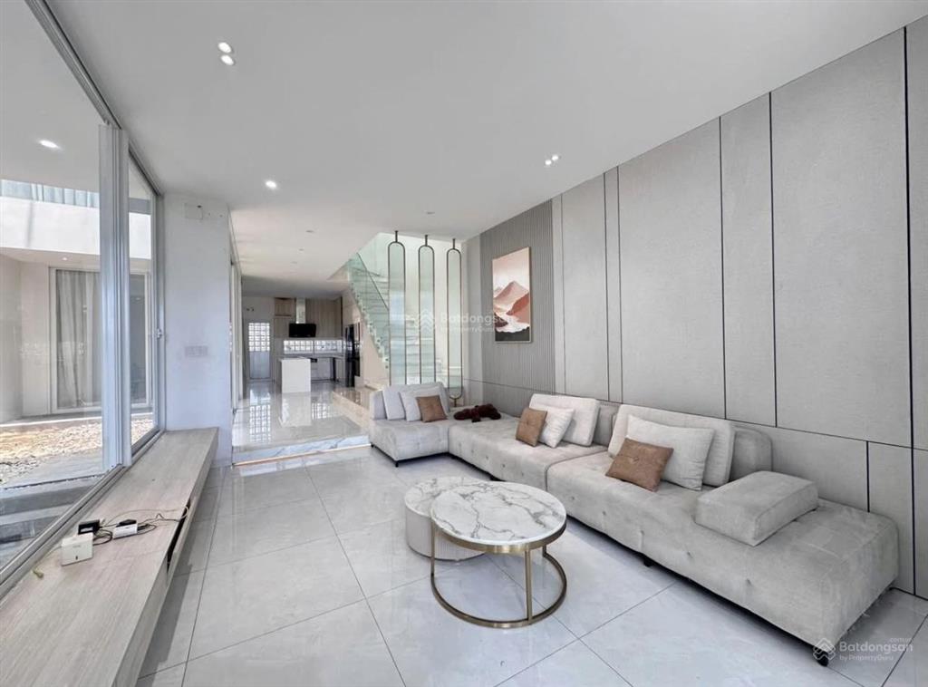 Nhà thật giá thật khu villa nguyễn minh hoàng  tân bình