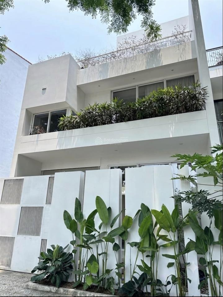 Nhà thật giá thật khu villa nguyễn minh hoàng  tân bình