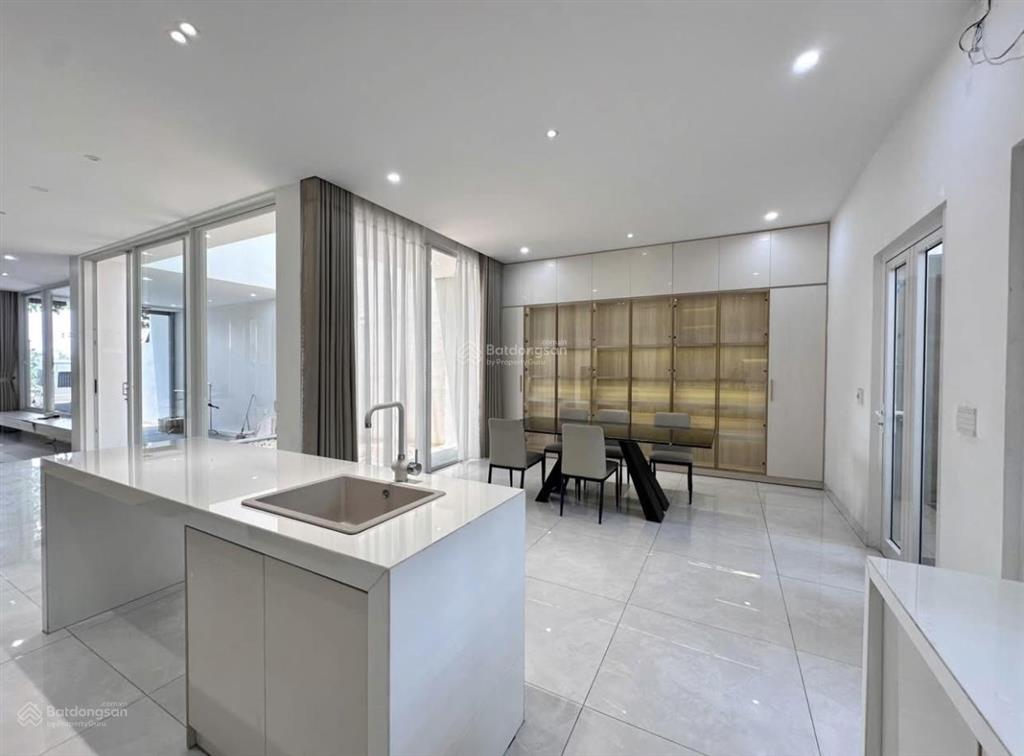 Nhà thật giá thật khu villa nguyễn minh hoàng  tân bình