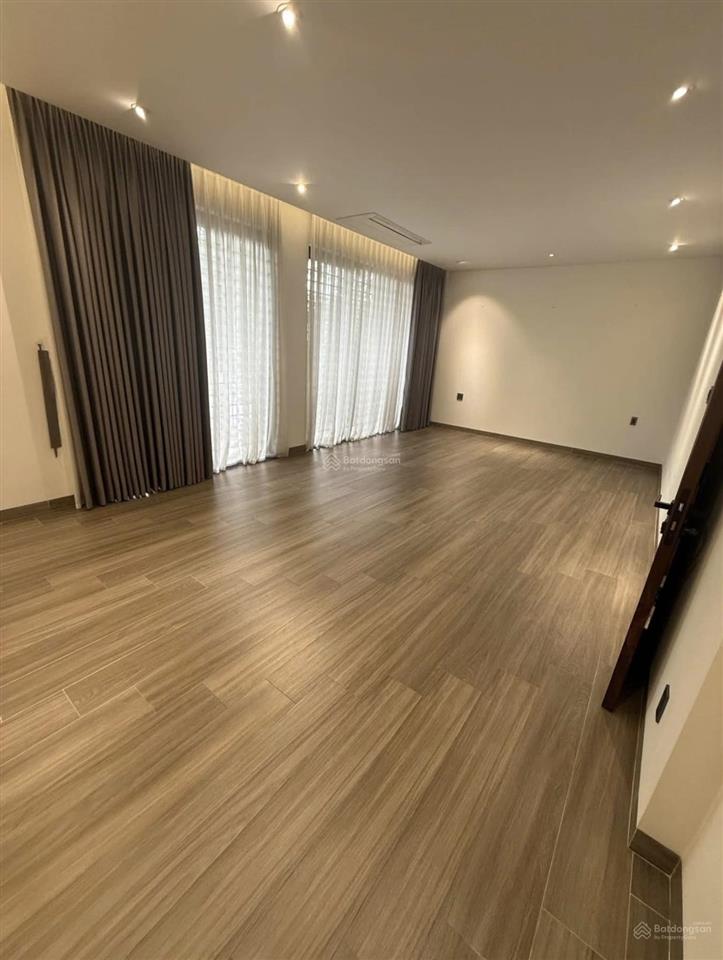 Nhà thật giá thật  đường c18, khu k300 tân bình