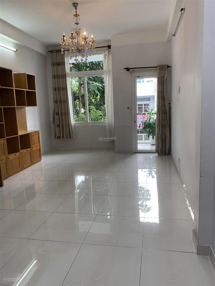 Nhà thật giá thật cho thuê 20 triệu đường hiền vương có thang máy
