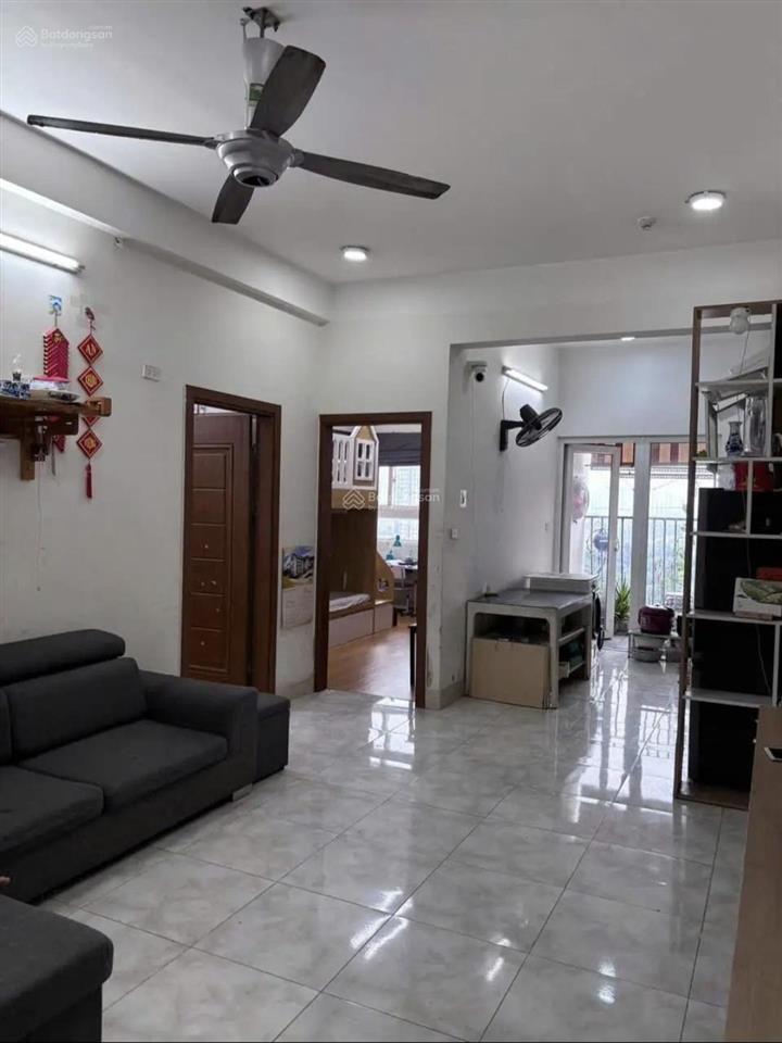 Gia đình cần cho thuê lâu dài 2 ngủ 2wc full đồ 8tr/tháng, e 0961 588 ***