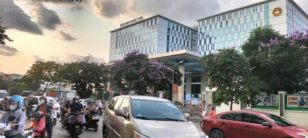 Hoa hậu xa la hà đông 62m, 4 tầng, giá 11.99 tỷ. nhà lô góc, vỉa hè, phù hợp ở và kinh doanh.