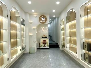 Ttq8, dương bá trạc, sát mt, 5 phòng ngủ, sổ nở hậu