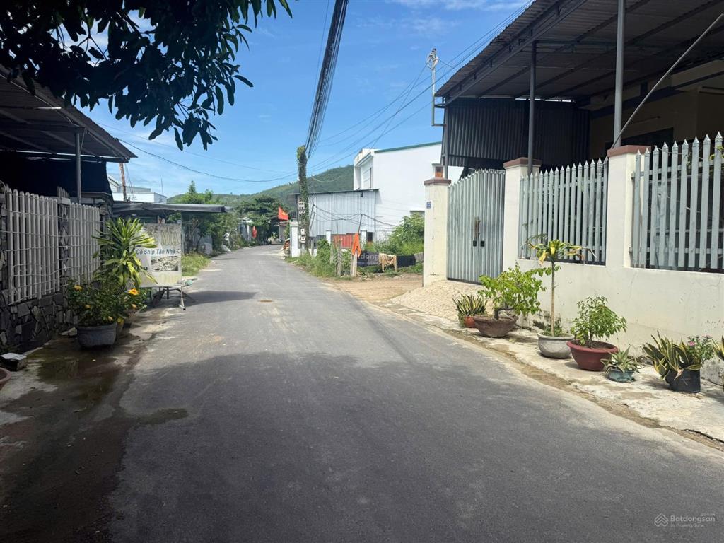 Bán đất 2 mặt tiền đường liên xã  diên điền