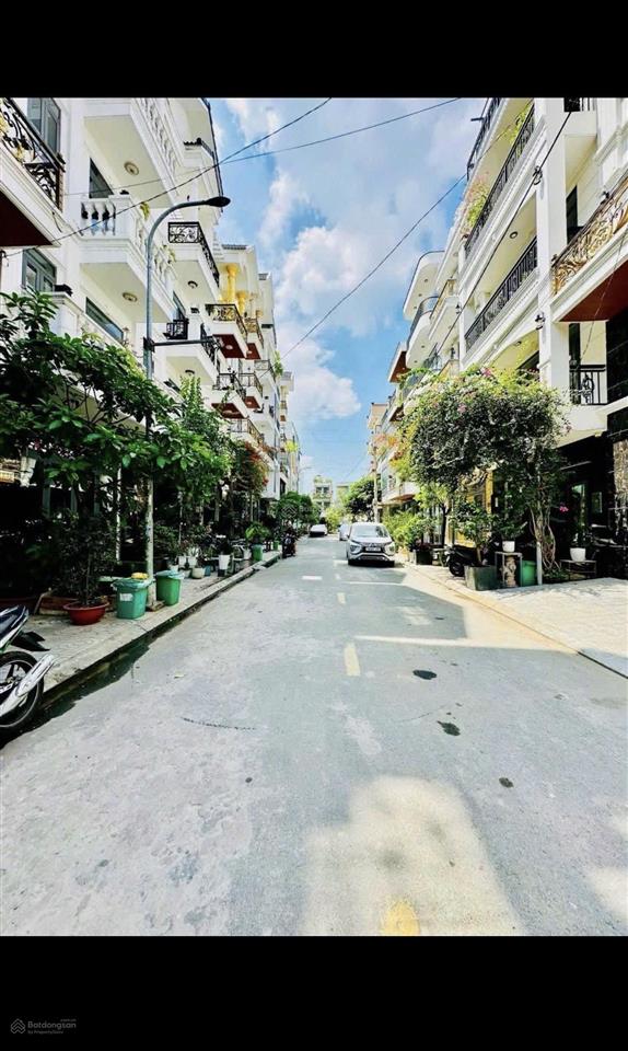 Chủ định cư, gấp bán nhà 5 tầng, quận 12, nguyễn văn quá, gần kênh tham lương, 4.4x12m, chỉ 6 tỷ.