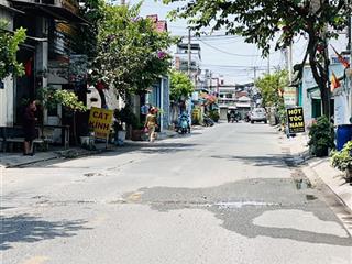 Bán gấp nhà mặt tiền quận 12, gần nguyễn ảnh thủ, đường 8m vỉa hẻ rộng, ngang 4.5x28m, nhỉnh 6 tỷ.