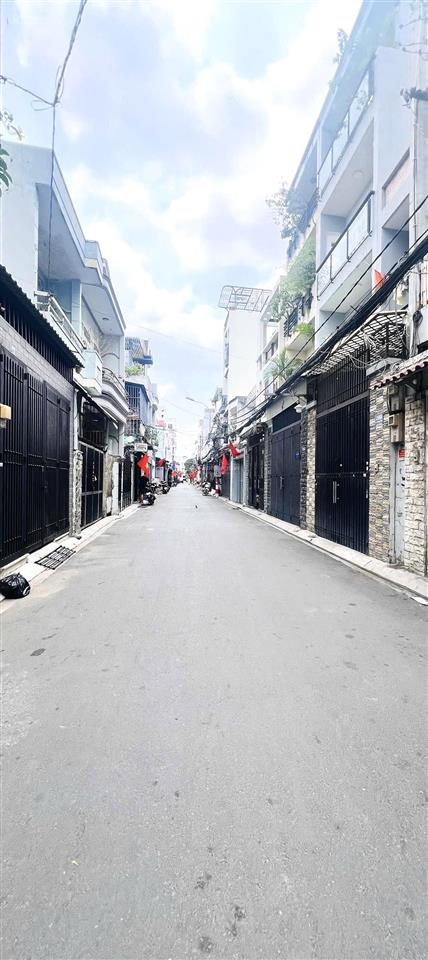 Chủ giảm 1/2 tỷ, gấp bán nhà tân bình, phan huy ích, sát mặt tiền, ngang lớn 6.5x10m, nhỉnh 6 tỷ