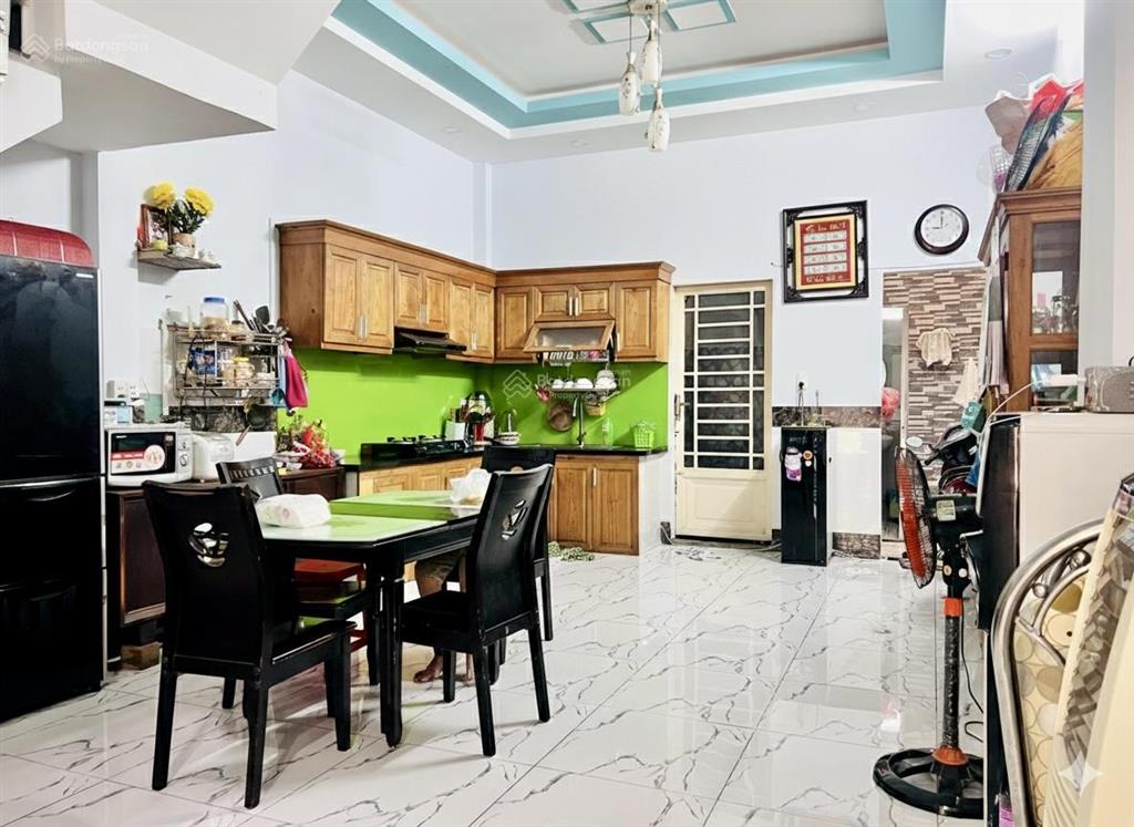 Chủ gấp bán nhà quận 12, tô ký, 4 tầng btct, hẻm xe hơi, gần trường đại học, 4.8x18m, nhỉnh 6 tỷ