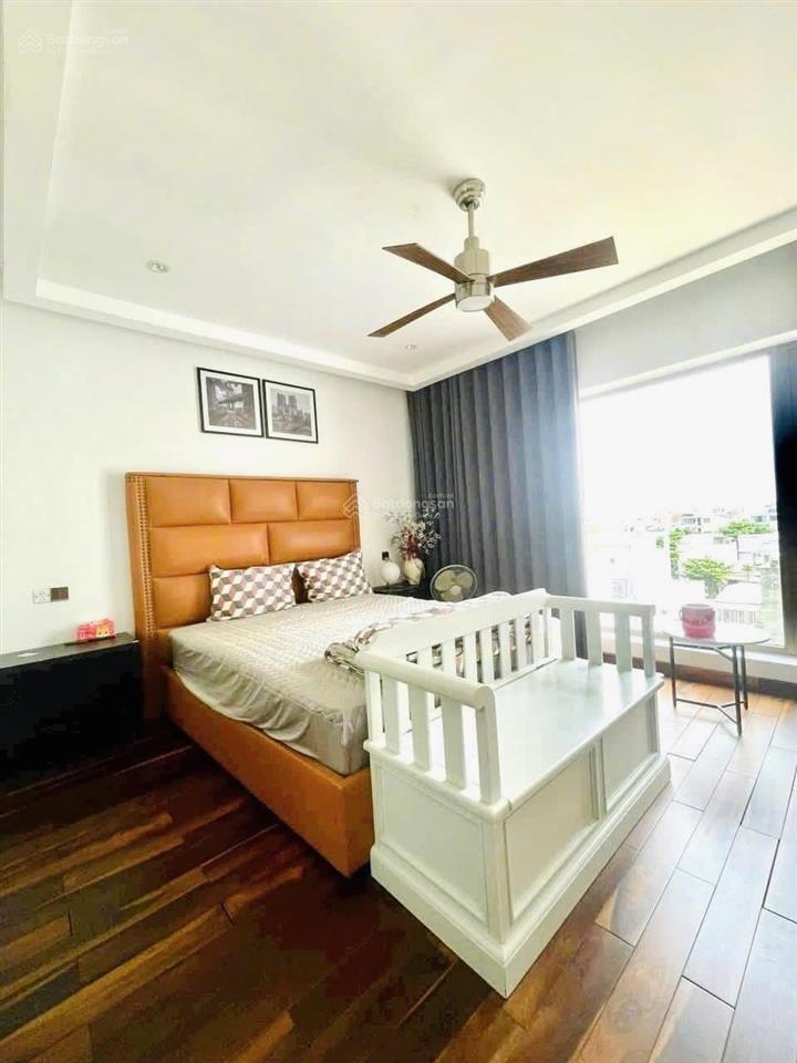 Bán tòa căn hộ 8 tầng 100m2 gần đà nẵng downtown trung tâm hải châu đà nẵng, dòng tiền 120 triệu/th