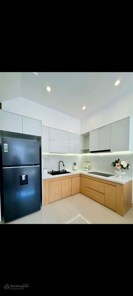 Bán gấp nhà đẹp 2 mặt tiền trước sau thông nhau . ngay tạ quang bửu , giáp bông sao  bùi minh trực