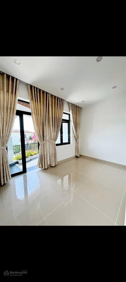 Bán gấp nhà đẹp 2 mặt tiền trước sau thông nhau . ngay tạ quang bửu , giáp bông sao  bùi minh trực