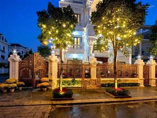 Biệt thự kđt việt hưng  4 mặt thoáng  sân vườn  hồ cá koi  nội thất nhập khẩu