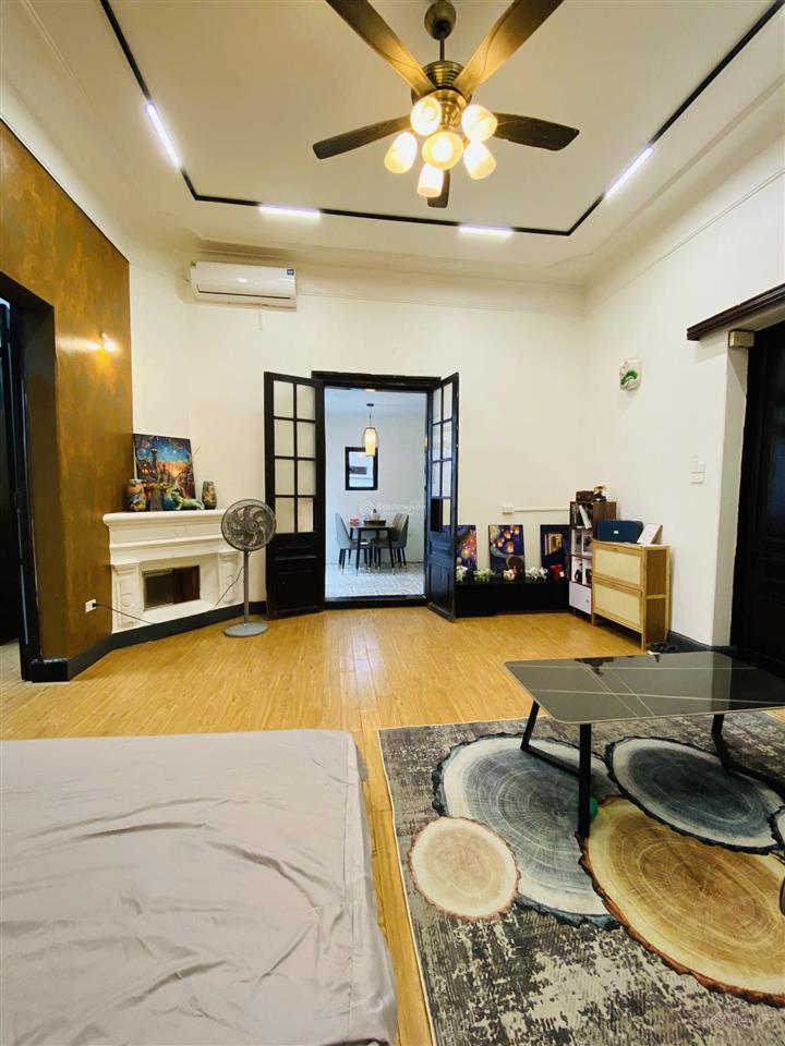 2 tầng biệt thự pháp cổ  gần phan đình phùng  mua 1 được 2 căn studio full đồ