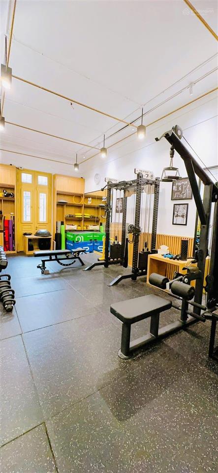 Phố thi sách  trung tâm phố cổ hai bà trưng  ngõ ô tô  khu vực không có căn thứ hai bán