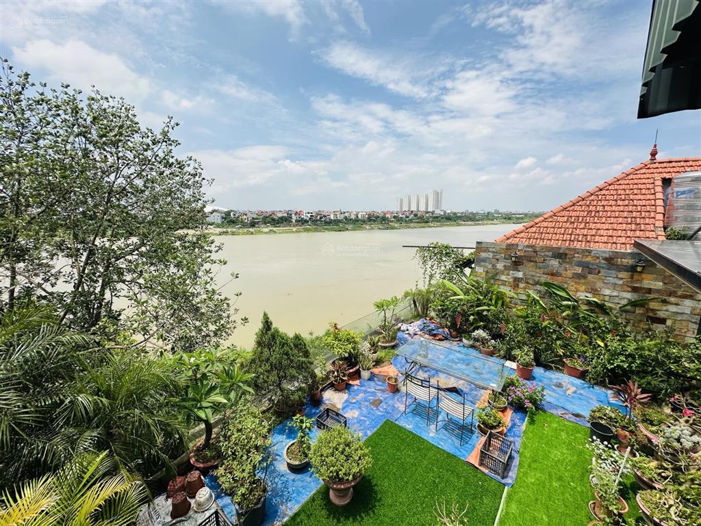 Biệt thự long biên  view sông  mặt tiền bề thế  gần trường quốc tế pháp