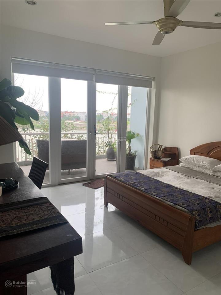 Biệt thự long biên  view sông  mặt tiền bề thế  gần trường quốc tế pháp