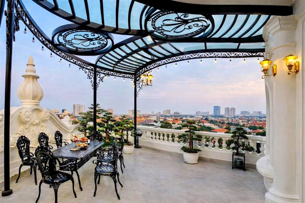 Biệt thự kđt việt hưng  4 mặt thoáng  sân vườn  hồ cá koi  nội thất nhập khẩu