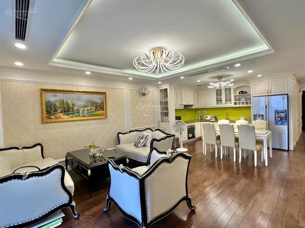 Căn hộ cao cấp d'. le roi soleil xuân diệu  view trục chính nhà hát con sò  full nội thất cao cấp
