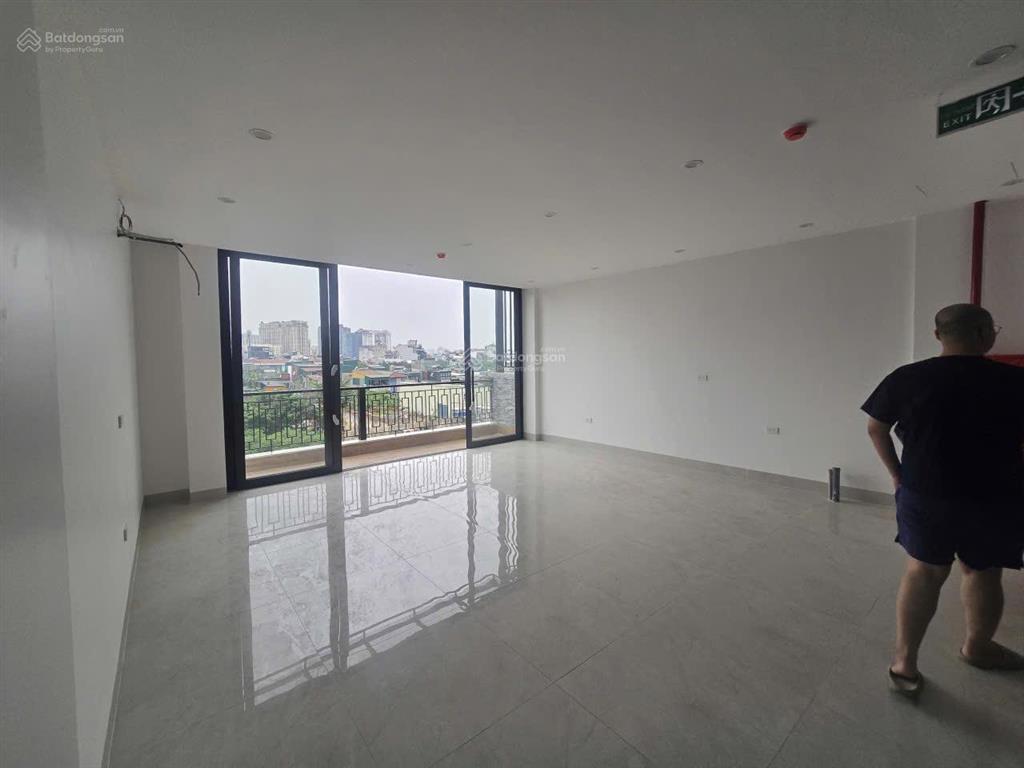 Cho thuê nhà mặt phố thái hà mặt tiền 13m lô góc 60m x 7 tầng có pccc thang máy nhà mới tinh