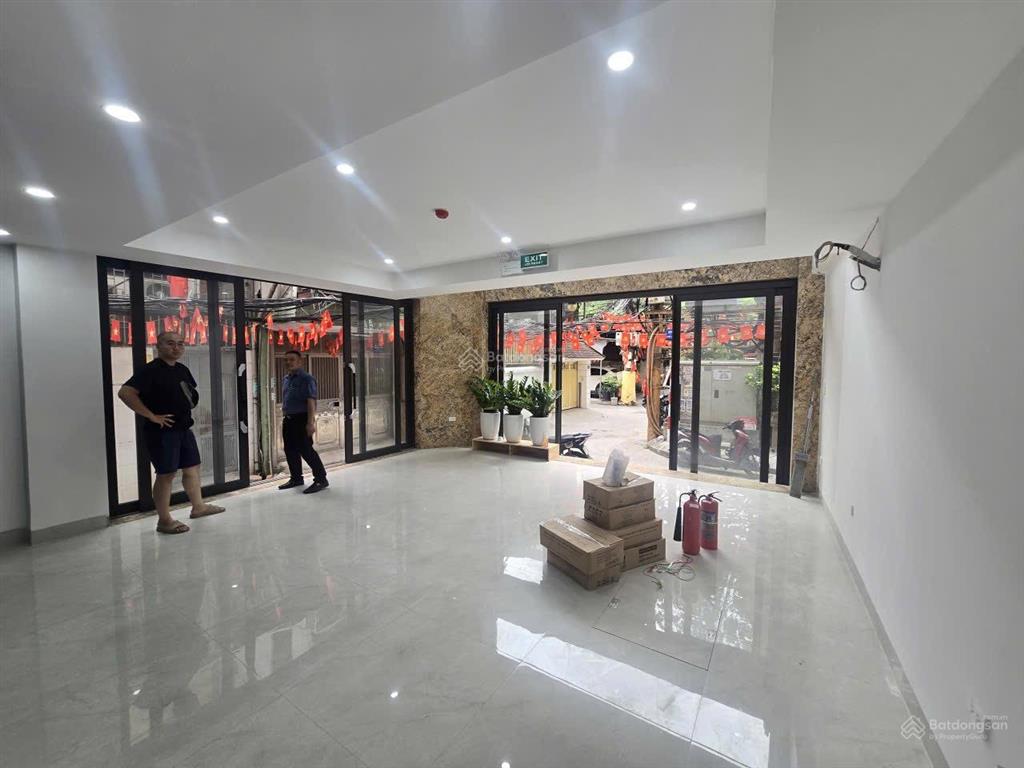 Cho thuê nhà mặt phố thái hà mặt tiền 13m lô góc 60m x 7 tầng có pccc thang máy nhà mới tinh