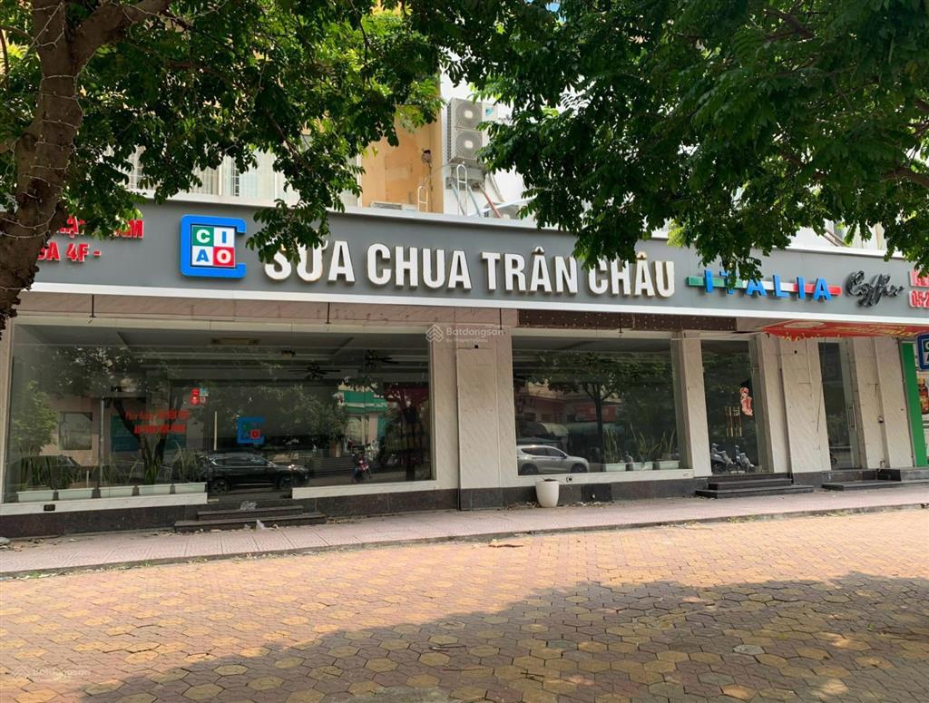 Cho thuê nhà mặt phố nguyễn văn cừ mặt tiền 18m dt 240m2 giá 65tr/tháng pccc đầy đủ sạch sẽ cực đẹp