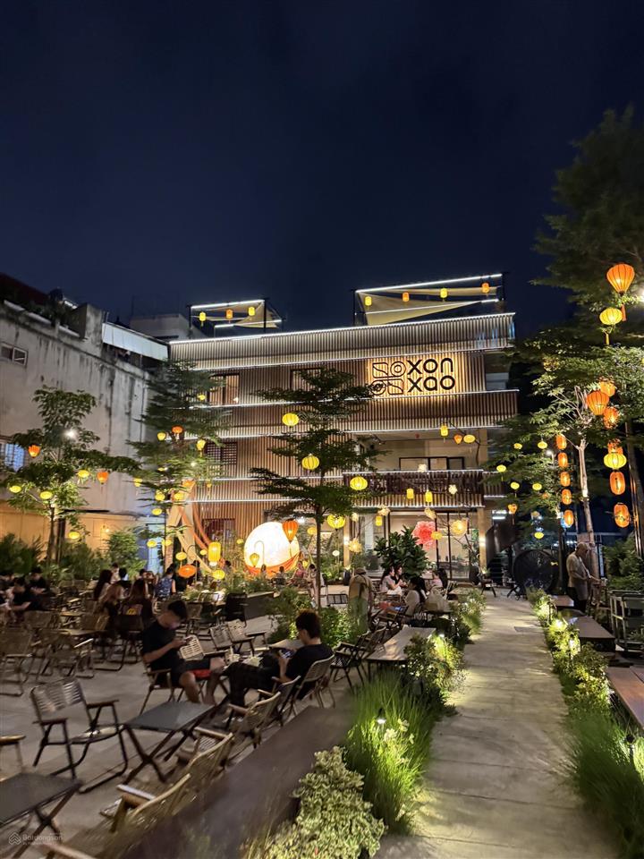 Cho thuê nhà mặt phố lạc long quân lô góc 20m diện tích 260m x 3 tầng cafe nhiều mô hình phù hợp