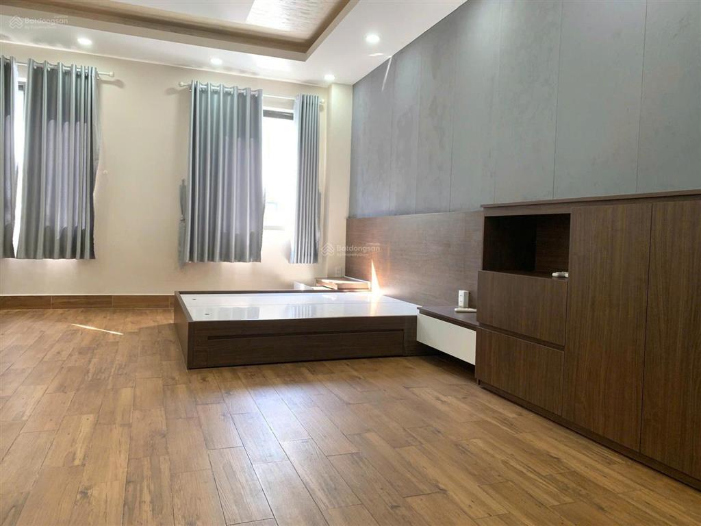Hiếm! căn góc 2 mặt tiền view hồ 9x20 lakeview city, giá 38 tr/th, nhà hoàn thiện.
