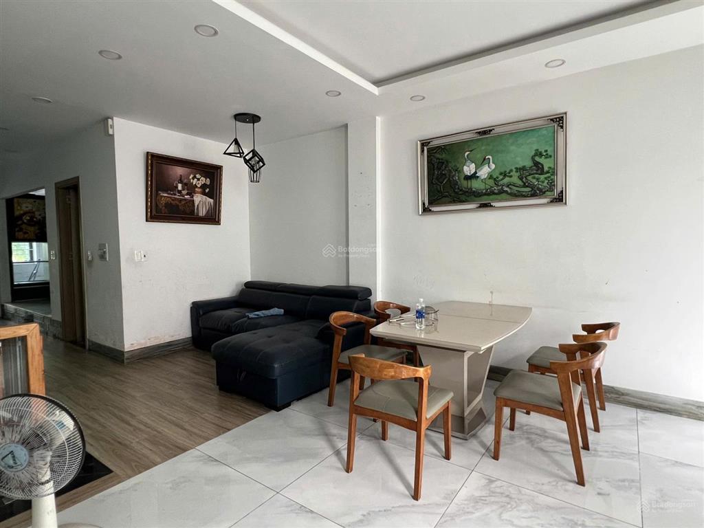 Lakeview city giá chỉ 25tr/th! nhà phố 1 trệt 3 lầu, 4pn hoàn thiện máy lạnh, rèm.