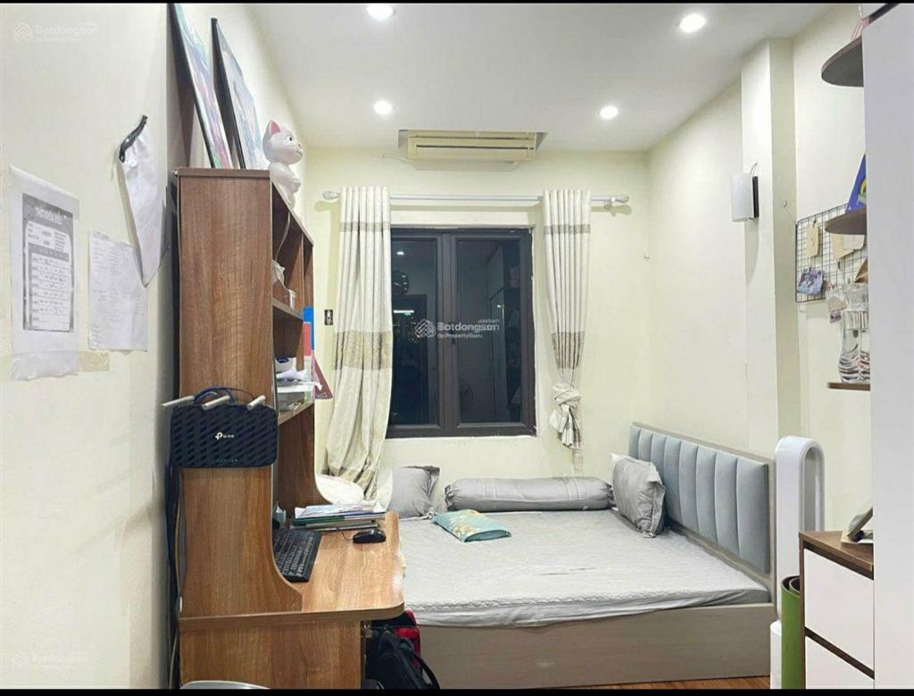 Hiếm! nhà phố trạm long biên 4 tầng 30m giá chỉ 6 tỷ