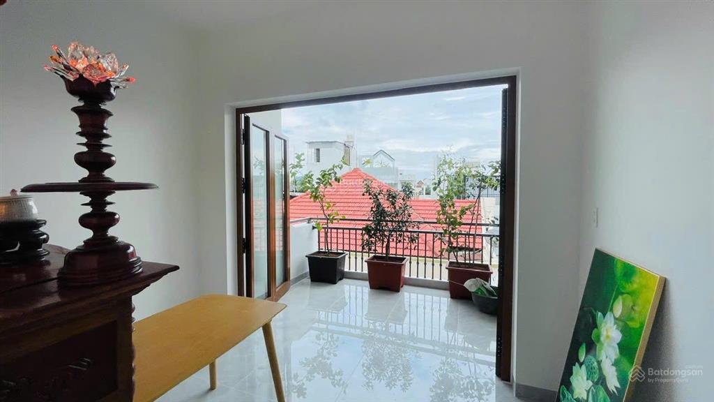 Bán nhà mới đẹp 3 tầng vĩnh hải mái đúc cách 24/ chỉ 80m