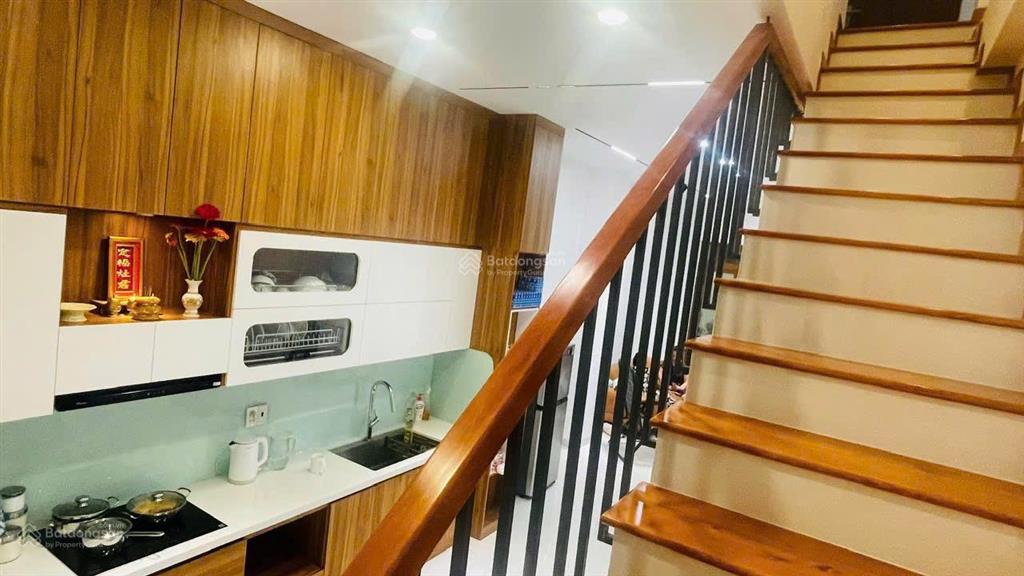 Bán nhà mới đẹp 3 tầng vĩnh hải mái đúc cách 24/ chỉ 80m